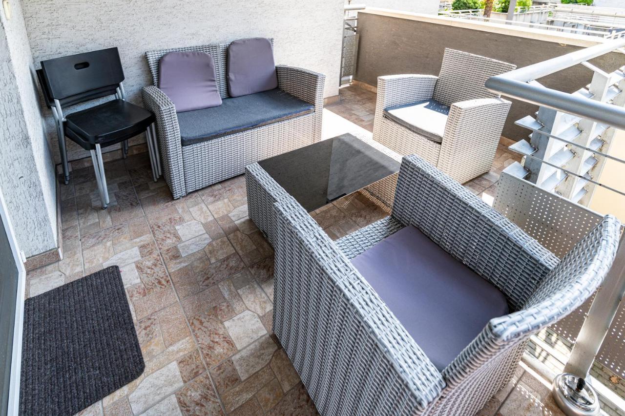 Elite Center Apartman แซแก็ด ภายนอก รูปภาพ